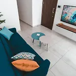 דירה Ideal Location, Stylish 1br With Free Parking *