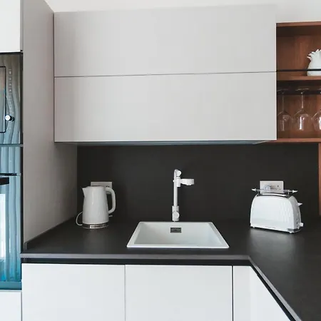 Ideal Location, Stylish 1br With Free Parking Sliema