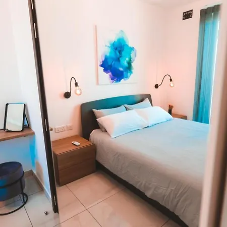 Ideal Location, Stylish 1br With Free Parking Σλιέμα