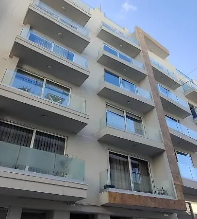 Ideal Location, Stylish 1br With Free Parking Sliema