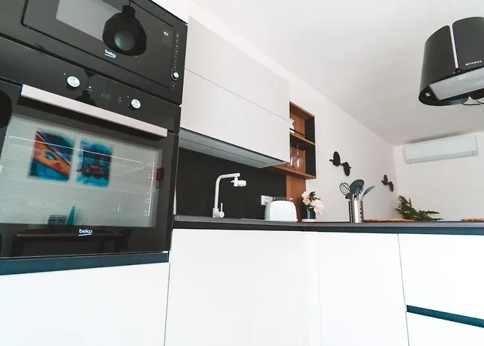 Lejlighed Ideal Location, Stylish 1br With Free Parking Sliema