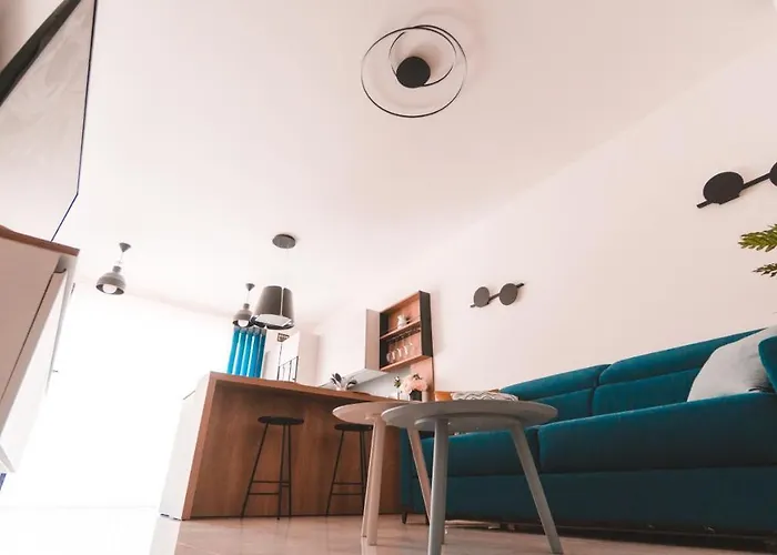 Ideal Location, Stylish 1br With Free Parking Lejlighed