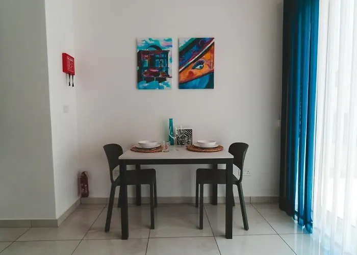 Lejlighed Ideal Location, Stylish 1br With Free Parking Sliema
