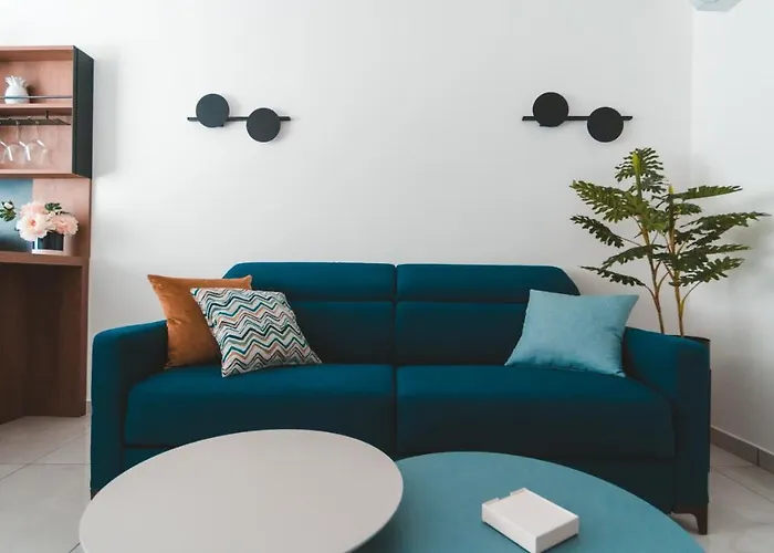 Ideal Location, Stylish 1br With Free Parking Lejlighed *