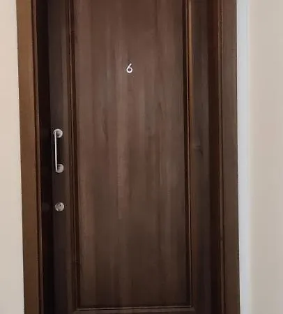 Apartment Ideal Location, Stylish 1br With Free Parking